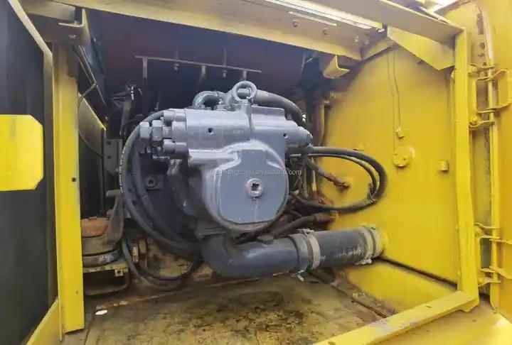 Crawler excavator Original Well-Maintained Komatsu PC200-6 Used Excavator for sale Original Well-Maintained Komatsu PC200-6 Used Excavator for sale- Photo 6