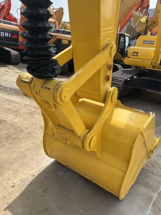 Crawler excavator Komatsu Pc200-8 Pc200-7 Pc220-8 Excavator,Used Japan Original Komatsu Pc200-8 Excavator Shovel Hot Sale Spot,Low Price Komatsu Pc200-8 Pc200-7 Pc220-8 Excavator,Used Japan Original Komatsu Pc200-8 Excavator Shovel Hot Sale Spot,Low Price- Photo 4