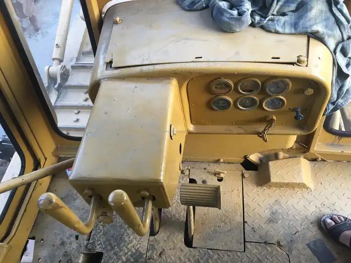 Bulldozer Good Condition Caterpillar Used Crawler Bulldozer D7G, second hand CAT D7G D7R For sale Good Condition Caterpillar Used Crawler Bulldozer D7G, second hand CAT D7G D7R For sale- Photo 7