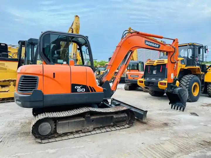 Crawler excavator Used Doosan Excavator 6ton Earth-moving Machinery Dx60 With Lower Working Hours And Best Quotation In Shanghai Used Doosan Excavator 6ton Earth-moving Machinery Dx60 With Lower Working Hours And Best Quotation In Shanghai- Photo 5