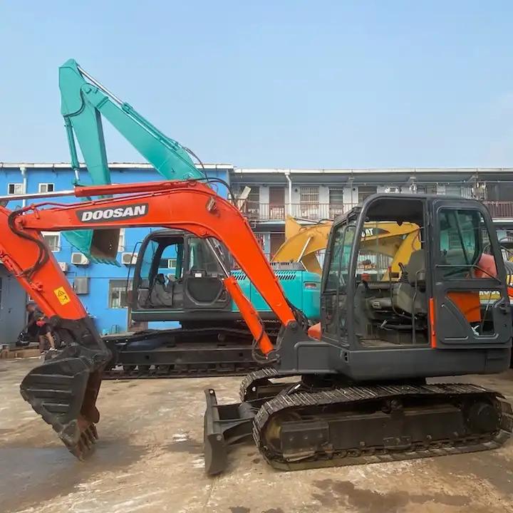 Crawler excavator ON SALE Doosan 6ton dx60 Used excavator on sale in stock ON SALE Doosan 6ton dx60 Used excavator on sale in stock- Photo 2