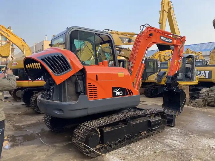 Crawler excavator High Quality and Low price Used Doosan Dx60 Wheeled Excavator In Good Condition 6-ton Mini 6t Excavator for sale High Quality and Low price Used Doosan Dx60 Wheeled Excavator In Good Condition 6-ton Mini 6t Excavator for sale- Photo 7