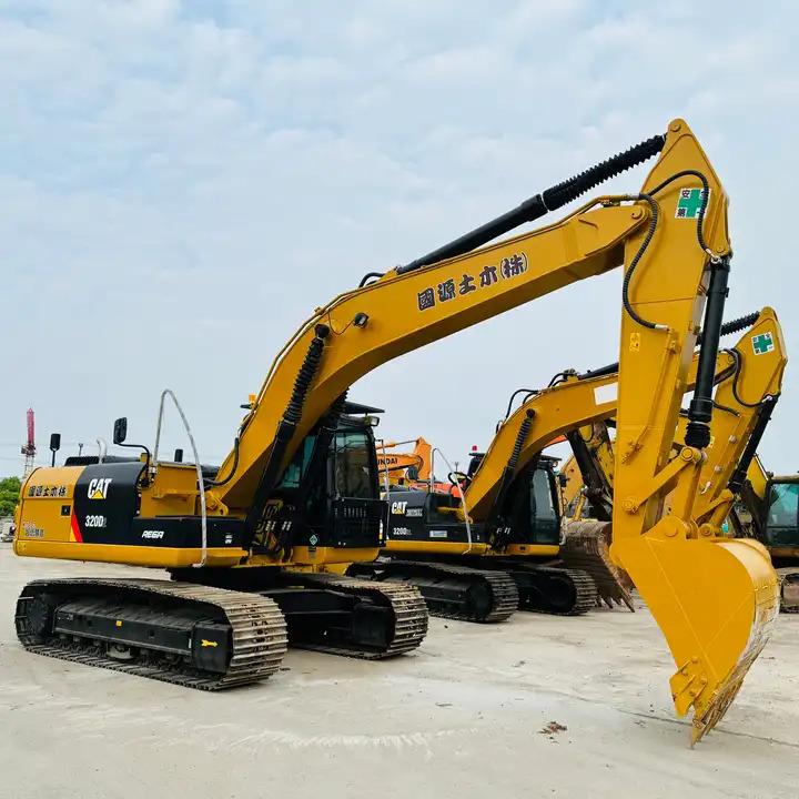 Crawler excavator Used Cat Caterpillar 320d Excavator 20tons High Quality Cat320d2,320d2l For Sale In Shanghai Used Cat Caterpillar 320d Excavator 20tons High Quality Cat320d2,320d2l For Sale In Shanghai- Photo 2