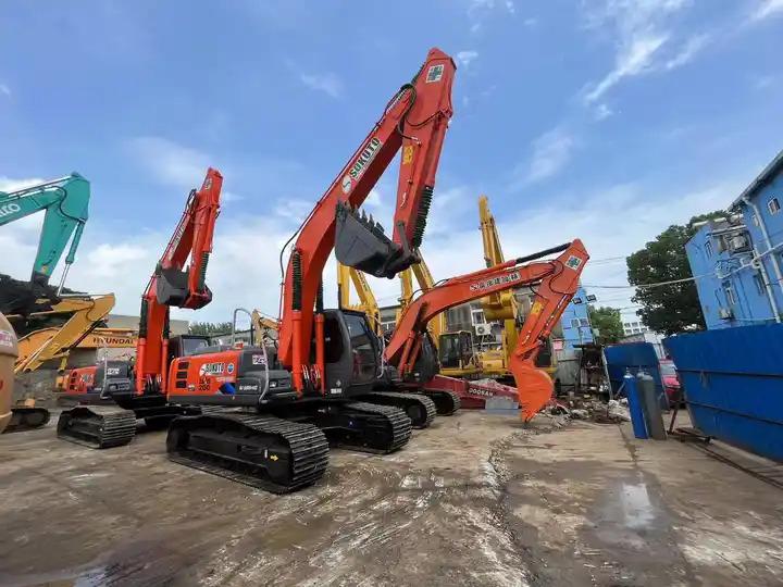 Crawler excavator Low Working Hour Hitachi zx120 cheap used excavator Japan Made Hitachi zx200 20 ton Excavator Low Working Hour Hitachi zx120 cheap used excavator Japan Made Hitachi zx200 20 ton Excavator- Photo 2