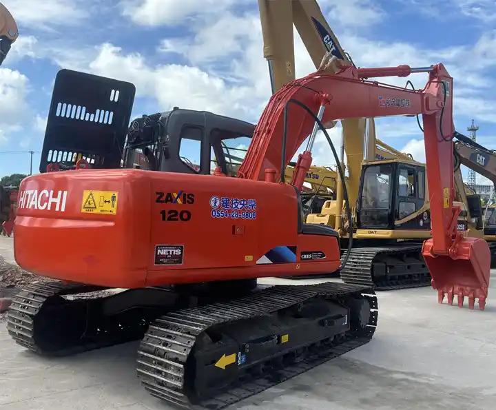 Crawler excavator 12 Ton Tracked Excavator Low Working Hours Hitachi Zx120 Hydraulic Excavator With Isuzu Engine In Shanghai 12 Ton Tracked Excavator Low Working Hours Hitachi Zx120 Hydraulic Excavator With Isuzu Engine In Shanghai- Photo 2