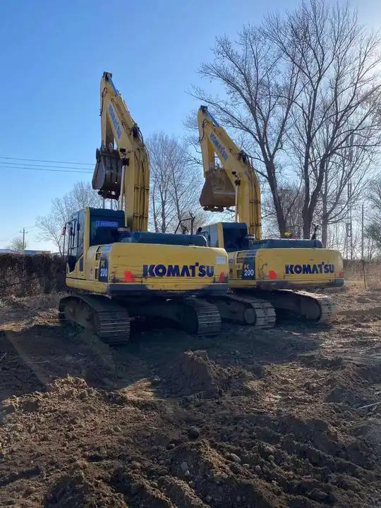 Excavator Original Japan Used Komatsu PC200-8 Crawler Excavator Komatsu PC200 PC220 PC120 6 PC130 PC400 Secondhand Excavator Original Japan Used Komatsu PC200-8 Crawler Excavator Komatsu PC200 PC220 PC120 6 PC130 PC400 Secondhand Excavator- Photo 2