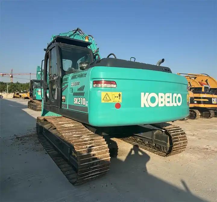 Crawler excavator Japan Surplus Construction Excavator Kobelco Sk210 Sk230 Crawler Excavator With Hammer Pipe In Shanghai Japan Surplus Construction Excavator Kobelco Sk210 Sk230 Crawler Excavator With Hammer Pipe In Shanghai- Photo 3