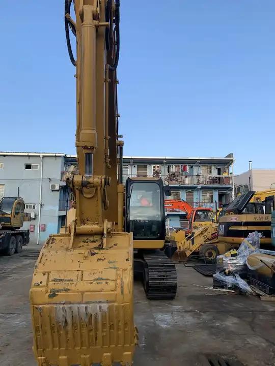 Crawler excavator Original Hot Sale Cat/caterpillar Excavator 320c,320cl Made In Japan/usa With Cheap Price In Shanghai Original Hot Sale Cat/caterpillar Excavator 320c,320cl Made In Japan/usa With Cheap Price In Shanghai- Photo 4