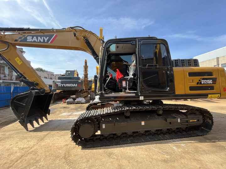 Crawler excavator China brands good quality second-hand Sany SY215C excavator hydraulic crawler 21ton used sany 215 excavator China brands good quality second-hand Sany SY215C excavator hydraulic crawler 21ton used sany 215 excavator- Photo 3