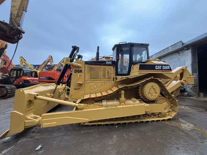 Bulldozer Original Second Hand Cat Bulldozer Caterpillar D8r 40 Tons Bulldozer with Good Quality in Low Price for Sale Original Second Hand Cat Bulldozer Caterpillar D8r 40 Tons Bulldozer with Good Quality in Low Price for Sale- Photo 4