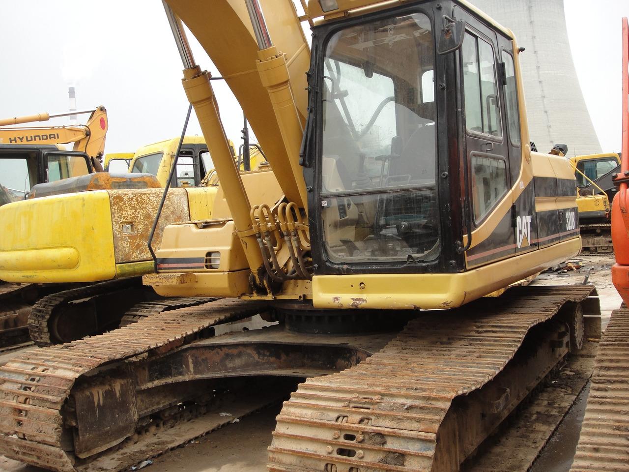 Crawler excavator 20ton excavator CAT 320B 20ton excavator CAT 320B- Photo 6