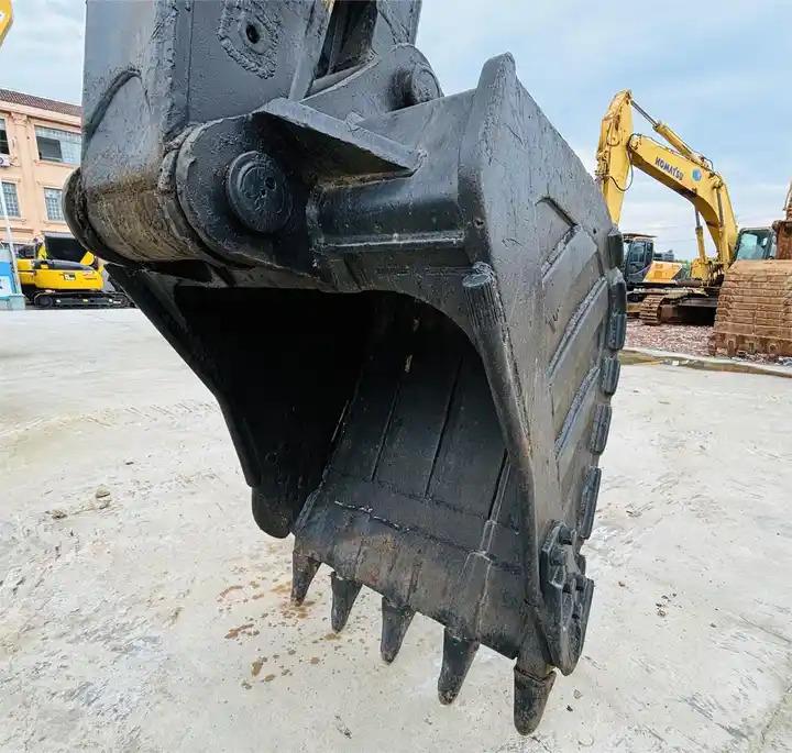 Crawler excavator Super Good Condition Japanese Made Used Cat 320b 320bl Hydraulic Tracked Excavator At Favorable Price In Shanghai Super Good Condition Japanese Made Used Cat 320b 320bl Hydraulic Tracked Excavator At Favorable Price In Shanghai- Photo 7