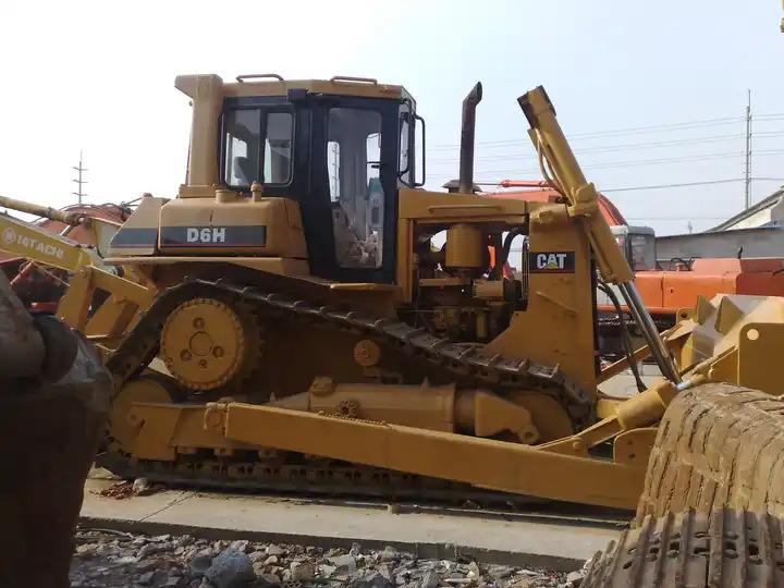 Bulldozer high quality Used Bulldozers cat CATD6H with low price FOR SALE high quality Used Bulldozers cat CATD6H with low price FOR SALE- Photo 3