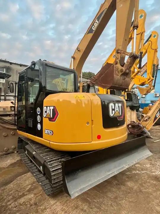 Crawler excavator 7 Ton Caterpillar Mini Excavator Cat 307c 307d With Rubber Tracks And Hydraulic Blade in Shanghai 7 Ton Caterpillar Mini Excavator Cat 307c 307d With Rubber Tracks And Hydraulic Blade in Shanghai- Photo 4