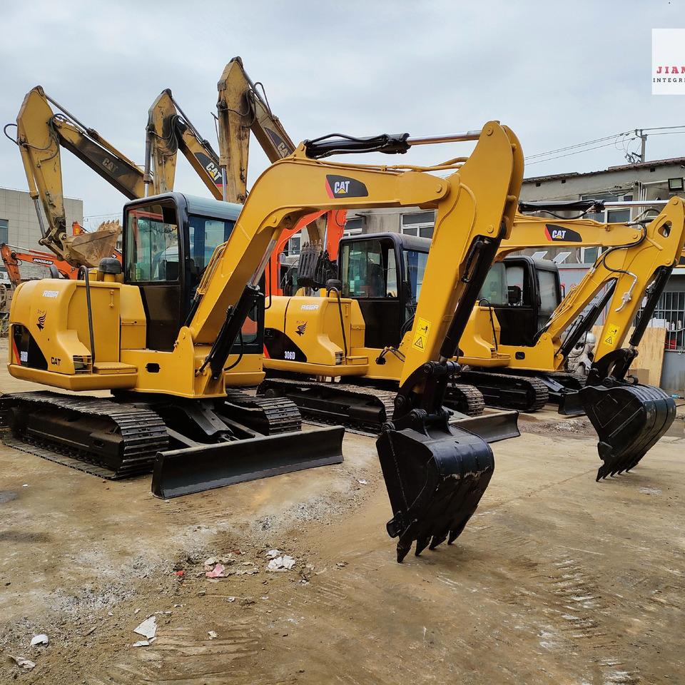 Гусеничный экскаватор Used CATe 306D MINI EXCAVATOR HOT SALE Used CATe 306D MINI EXCAVATOR HOT SALE- Photo 2