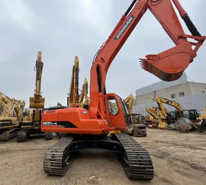 Crawler excavator 90% new used 22t Doosan DH220LC-9E DH220-9 DH220-9E DH220LC-9 crawler excavator 90% new used 22t Doosan DH220LC-9E DH220-9 DH220-9E DH220LC-9 crawler excavator- Photo 7