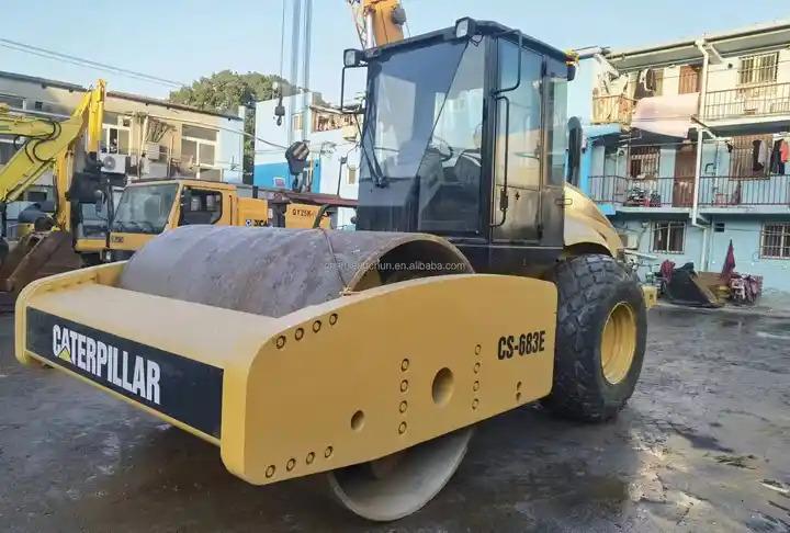 Road roller Popular Second Hand CAT CS683-E/Caterpillar Road Roller CAT CS76XT CAT CS683-E With Good Condition for sale Popular Second Hand CAT CS683-E/Caterpillar Road Roller CAT CS76XT CAT CS683-E With Good Condition for sale- Photo 3