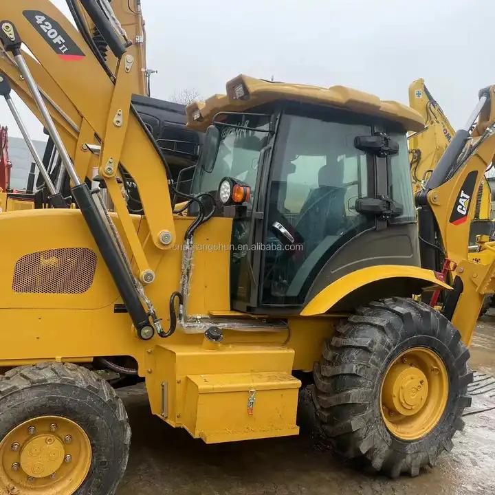 Backhoe loader HT636 Mini Tractor with Front End Loader and Backhoe Efficient Cat 420F2 Backhoe Loader Weichai Engine New Condition HT636 Mini Tractor with Front End Loader and Backhoe Efficient Cat 420F2 Backhoe Loader Weichai Engine New Condition- Photo 2