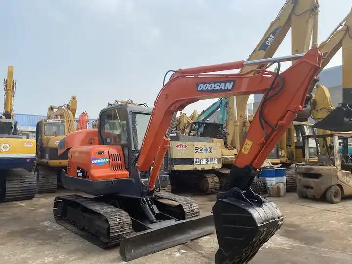 Crawler excavator 90% new Korea Doosan 6ton dx60 dx55 dx75 excavator 90% new Korea Doosan 6ton dx60 dx55 dx75 excavator- Photo 4