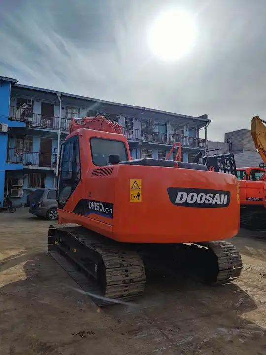 Гусеничный экскаватор Well-maintained Cheap Price Korea Original Used Doosan Dh150,Dh150lc-7 Crawler Excavator in Shanghai Well-maintained Cheap Price Korea Original Used Doosan Dh150,Dh150lc-7 Crawler Excavator in Shanghai- Photo 2