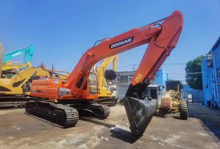 Crawler excavator 22tons Used Excavator Doosan DX225 In Good Condition Used Original doosan 225 excavator 22tons Used Excavator Doosan DX225 In Good Condition Used Original doosan 225 excavator- Photo 4