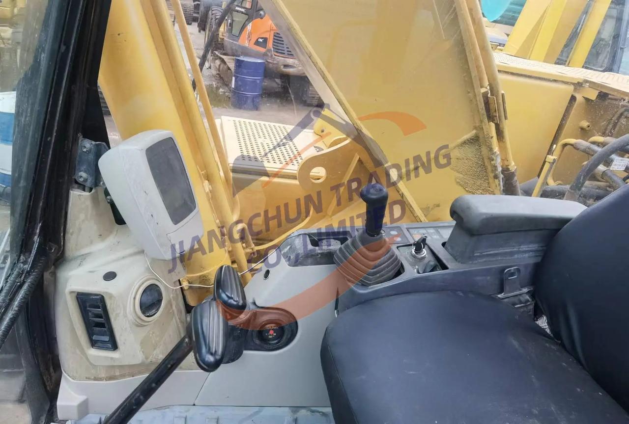 Crawler excavator construction machinery Cat USED EXCAVATOR USED 320C 320CL 320B 320D 320BL 320DL Hydraulic Crawel excavator hot sale construction machinery Cat USED EXCAVATOR USED 320C 320CL 320B 320D 320BL 320DL Hydraulic Crawel excavator hot sale- Photo 5