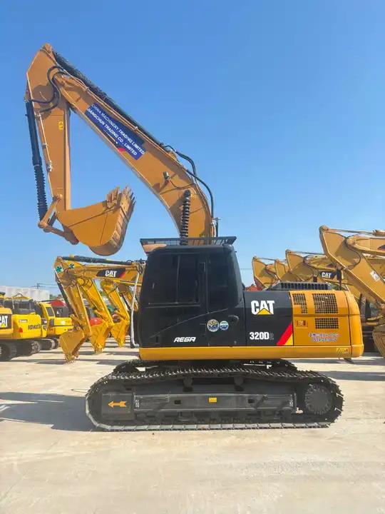 Crawler excavator Good Original Japan Made Second Hand Cat 320D Crawler Excavator caterpillar Good Original Japan Made Second Hand Cat 320D Crawler Excavator caterpillar- Photo 2