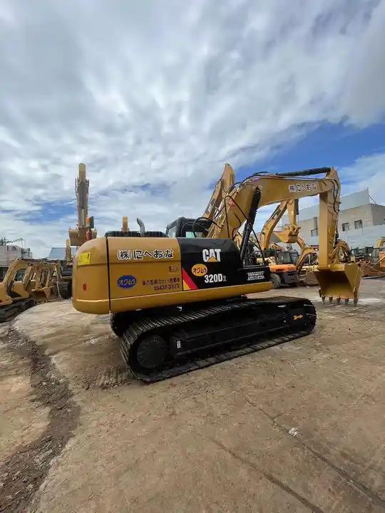 Excavator Used CAT 320 320B 320C 320D Excavator Excavadoras de segunda mano Caterpillar 320 Used CAT 320 320B 320C 320D Excavator Excavadoras de segunda mano Caterpillar 320- Photo 4