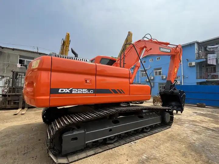 Excavator Best Selling DOOSAN excavator machine construction used machinery equipment dx225 used excavators in stock Best Selling DOOSAN excavator machine construction used machinery equipment dx225 used excavators in stock- Photo 3