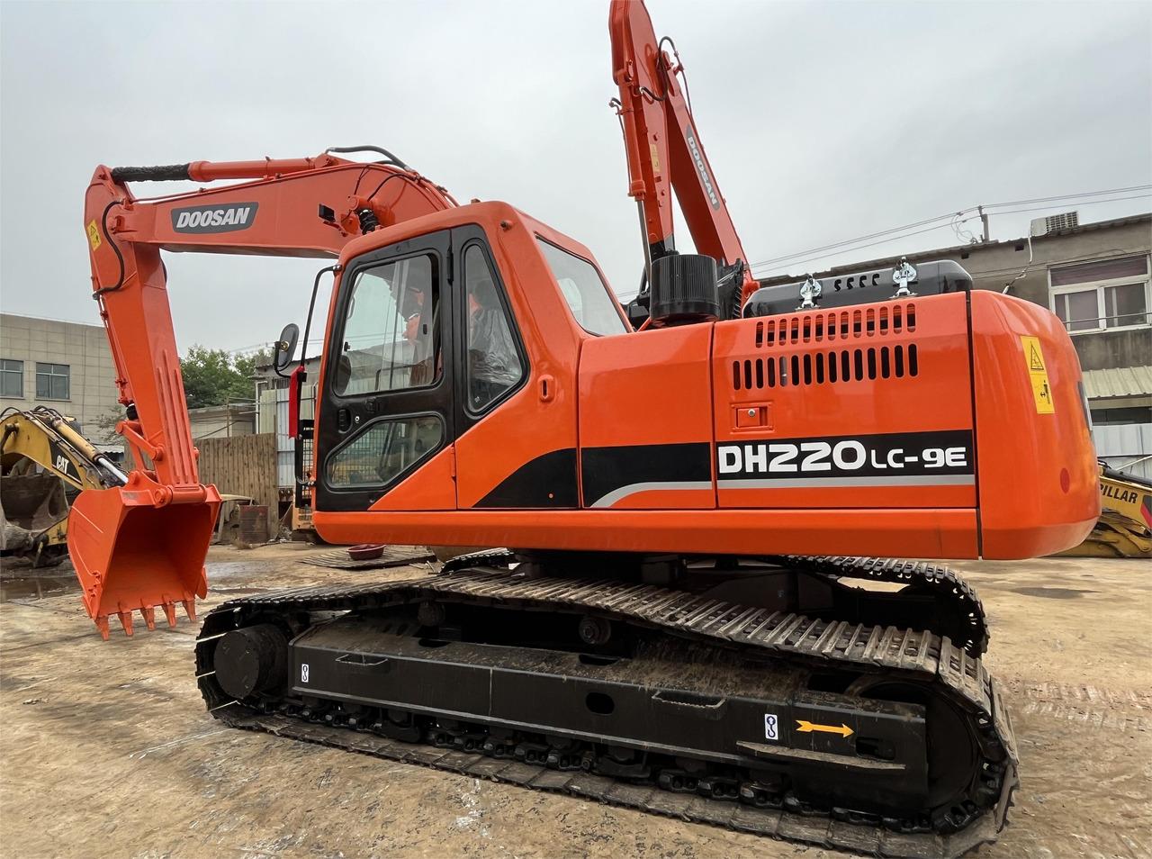 Excavator DX220LC-9E IN GOOD CONDITION DX220LC-9E IN GOOD CONDITION- Photo 4