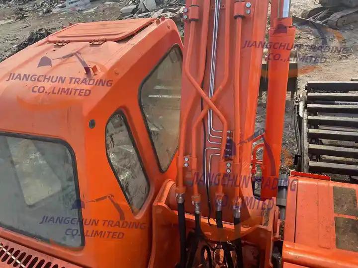 Excavator 2023 In good condition amphibious excavator wetland excavator boat digging bucket mountain DH220LC-7 for sale at a low price 2023 In good condition amphibious excavator wetland excavator boat digging bucket mountain DH220LC-7 for sale at a low price- Photo 3