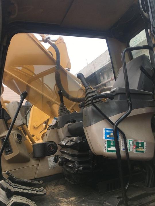 Crawler excavator High Quality Good Condition Construction Business Powerful Cat 330C Excavator in Shanghai China High Quality Good Condition Construction Business Powerful Cat 330C Excavator in Shanghai China- Photo 3