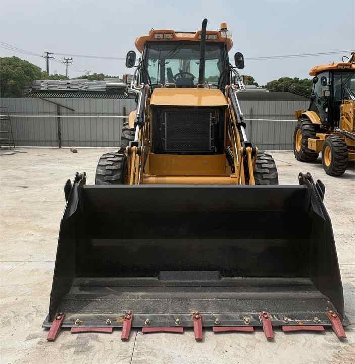 Backhoe loader High Quality 4x4 Caterpillar Good Sale Cat 420f Backhoe Loader With H-shaped Stand High Quality 4x4 Caterpillar Good Sale Cat 420f Backhoe Loader With H-shaped Stand- Photo 4