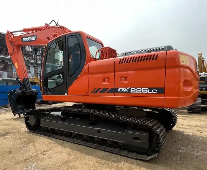 Crawler excavator High Quality Original Korea Nice Performance Used Excavator Doosan Dx225lc,Dx225 Model For Sale 22.5ton Best Price In Shanghai High Quality Original Korea Nice Performance Used Excavator Doosan Dx225lc,Dx225 Model For Sale 22.5ton Best Price In Shanghai- Photo 6