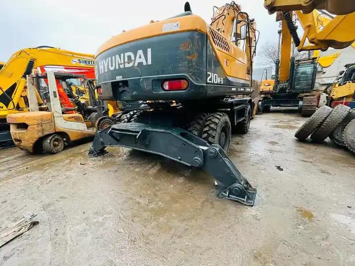 Crawler excavator Excellent Used Hyundai Wheeled Machine 210w-9 Second Hand 21ton Hydraulic Excavators with good condition In Stock on Sale Excellent Used Hyundai Wheeled Machine 210w-9 Second Hand 21ton Hydraulic Excavators with good condition In Stock on Sale- Photo 3