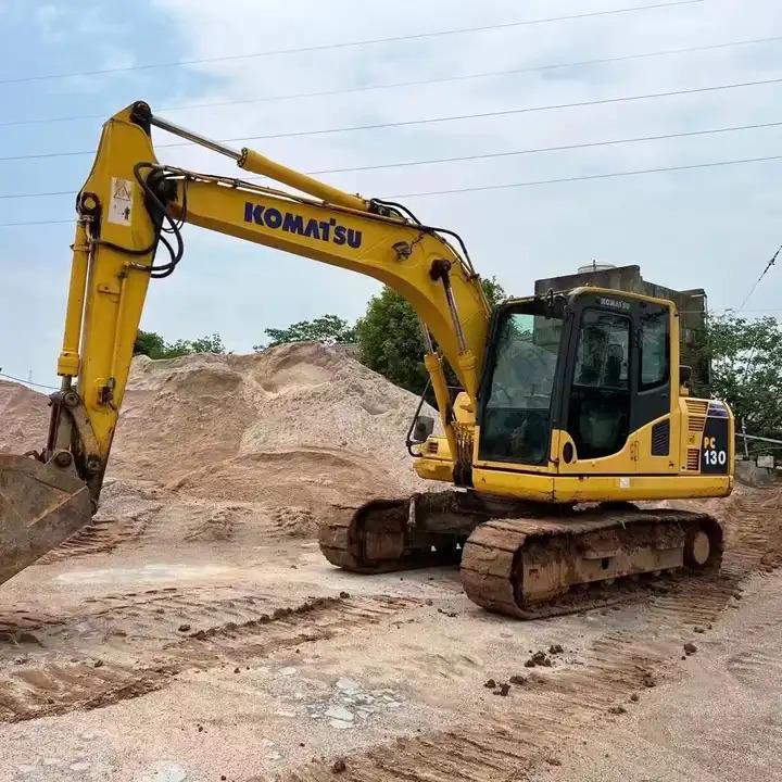 Crawler excavator Hot sale used komatsu medium excavator PC130-7 /KOMATSU 130-7/ used japanese komatsu excavator 13 ton Hot sale used komatsu medium excavator PC130-7 /KOMATSU 130-7/ used japanese komatsu excavator 13 ton- Photo 2