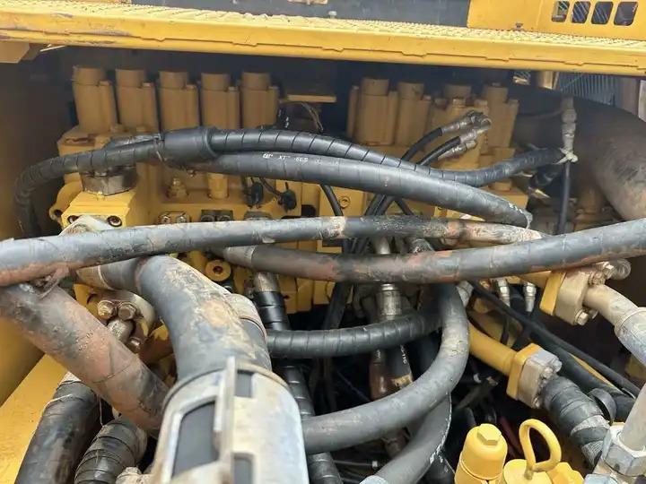 Excavator Used Excavator Caterpillar 349D2L 49 Ton Excavators Cat 349d 330d2 325D2 320d2l Caterpillar Cat 320cl 320d 320d2 Used Excavator Caterpillar 349D2L 49 Ton Excavators Cat 349d 330d2 325D2 320d2l Caterpillar Cat 320cl 320d 320d2- Photo 3