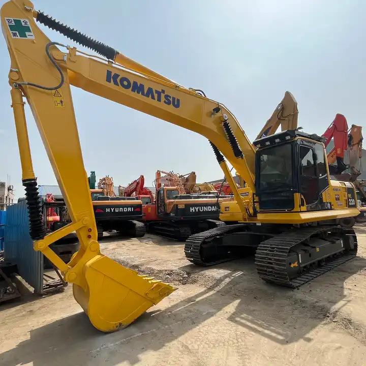 Crawler excavator Used komatsu pc 220-8 pc 200-8 crawler excavator/Japan Used Komatsu crawler excavator second hand excavator on sale Used komatsu pc 220-8 pc 200-8 crawler excavator/Japan Used Komatsu crawler excavator second hand excavator on sale- Photo 2