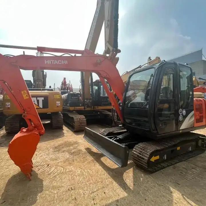 Crawler excavator Used Hitachi ZX70 crawler Excavator, Japan Made used Hitachi ZX70 Mini Excavator on sale Used Hitachi ZX70 crawler Excavator, Japan Made used Hitachi ZX70 Mini Excavator on sale- Photo 2