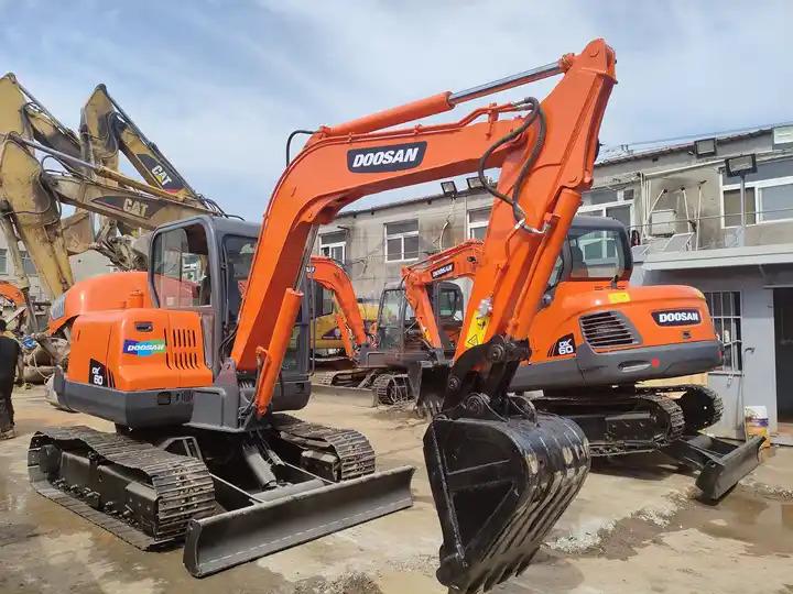 Excavator Dx60 Used Crawler Excavator Used Excavator For Sale High Quality ExcavatorDOOSAN DH 55DH55 H-frame Dx60 Used Crawler Excavator Used Excavator For Sale High Quality ExcavatorDOOSAN DH 55DH55 H-frame- Photo 6