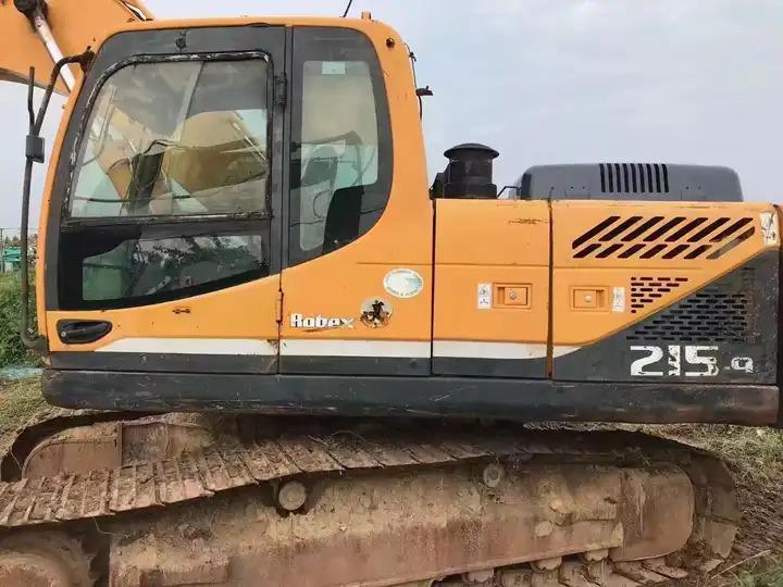 Crawler excavator 90% New Quality Guaranteed Favorable Price Used Hyundai R225lc-9t Crawler Excavator in Shanghai 90% New Quality Guaranteed Favorable Price Used Hyundai R225lc-9t Crawler Excavator in Shanghai- Photo 2