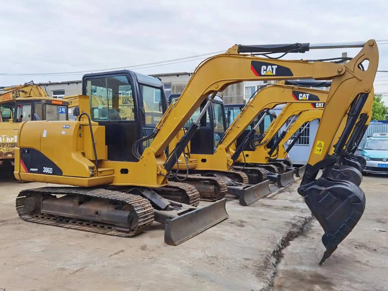 Crawler excavator Used cat mini excavator 306D 302.5 6ton 2.5ton free shipping with mini excavator bucket Used cat mini excavator 306D 302.5 6ton 2.5ton free shipping with mini excavator bucket- Photo 3