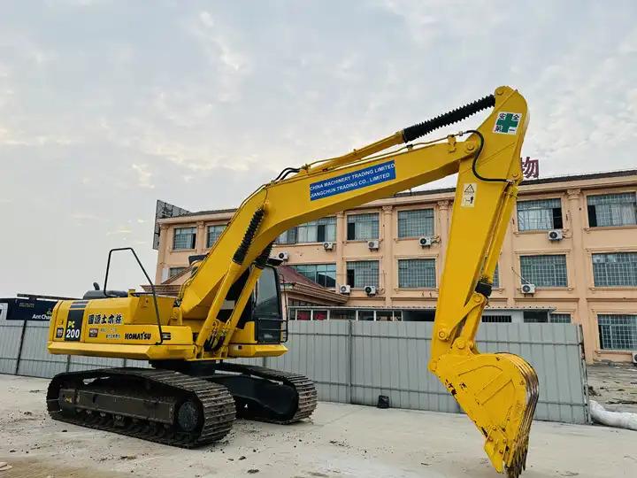 Crawler excavator Hot Sale 20 Ton Crawler Excavator Komatsu Pc200-6 Pc200-7 Pc200-8 Original From Japan For Sale In Shanghai Hot Sale 20 Ton Crawler Excavator Komatsu Pc200-6 Pc200-7 Pc200-8 Original From Japan For Sale In Shanghai- Photo 3