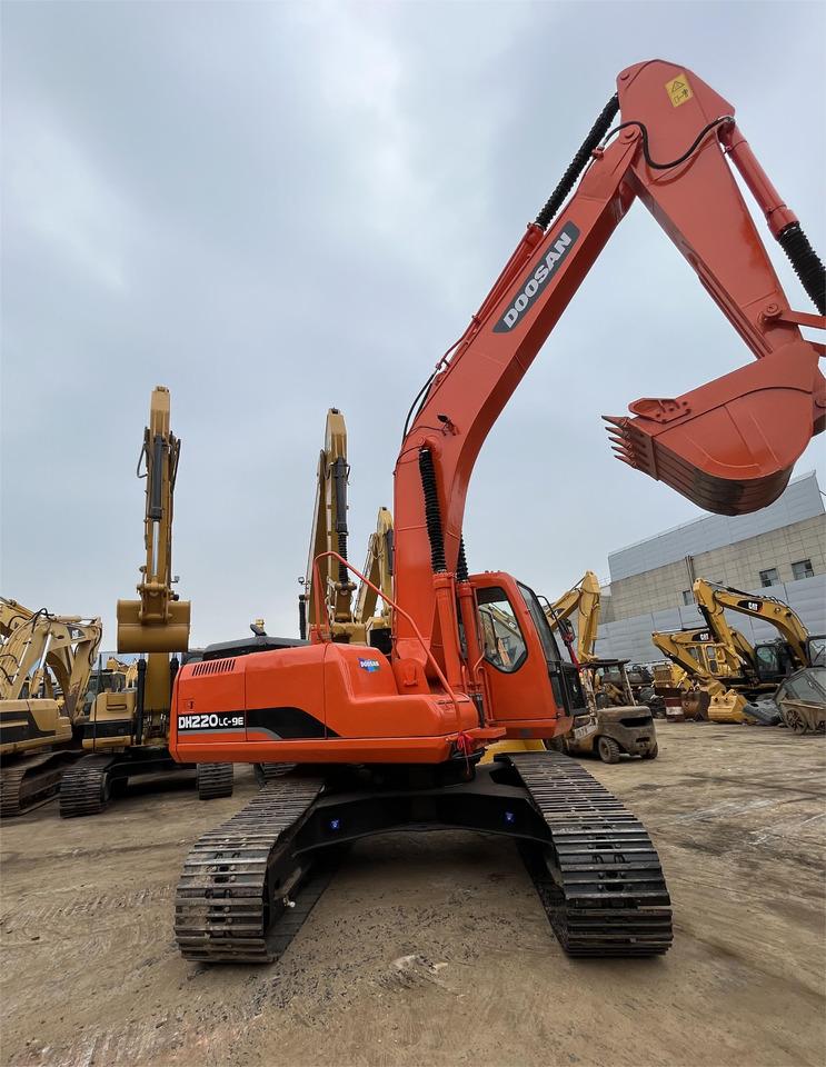 Excavator DX220LC-9E IN GOOD CONDITION DX220LC-9E IN GOOD CONDITION- Photo 2