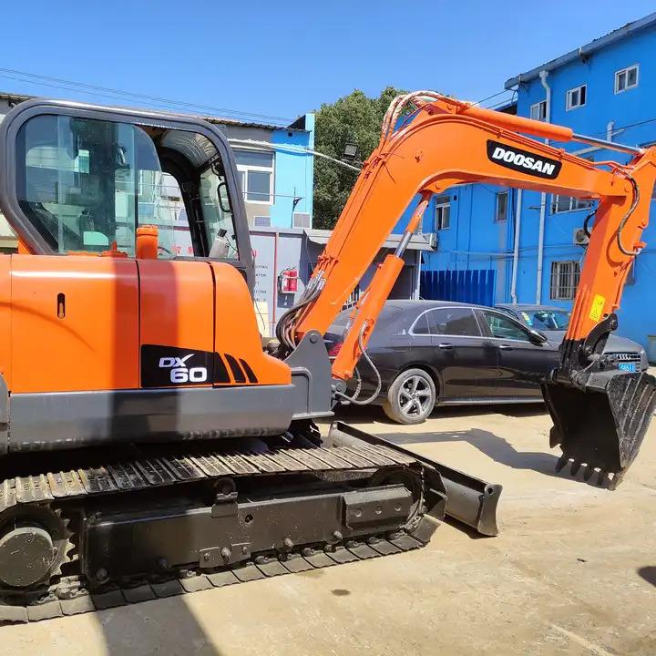 Crawler excavator Original Nice Performance Used Excavator Doosan Dx60,6ton Mini Construction Digger Supplier,Mini Used Excavator For Sale Original Nice Performance Used Excavator Doosan Dx60,6ton Mini Construction Digger Supplier,Mini Used Excavator For Sale- Photo 2