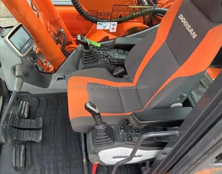 Crawler excavator second hand excavator used machinery equipment Doosan dx225 used excavators in stock for sale second hand excavator used machinery equipment Doosan dx225 used excavators in stock for sale- Photo 5