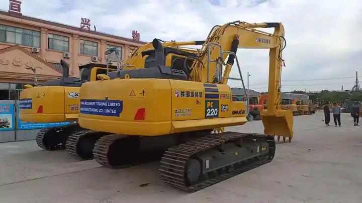 Crawler excavator High Quality Komatsu Machinery Used Komatsu Pc220-8 Excavators With Original Komatsu Design For Construction Mining In Shanghai High Quality Komatsu Machinery Used Komatsu Pc220-8 Excavators With Original Komatsu Design For Construction Mining In Shanghai- Photo 2