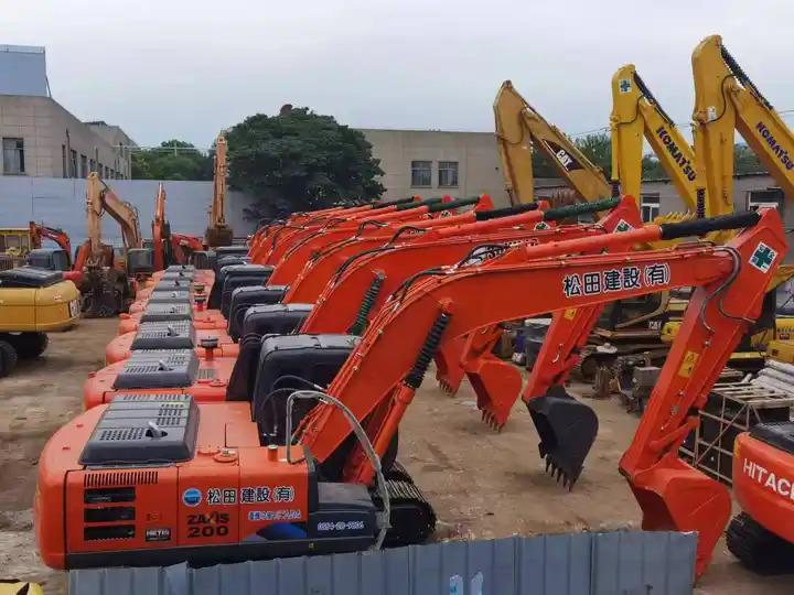 Crawler excavator Japan Made Used Excavator Hitachi Ex200-1,Ex200 With Good Condition And Best Price Excavator Machine in Shanghai Japan Made Used Excavator Hitachi Ex200-1,Ex200 With Good Condition And Best Price Excavator Machine in Shanghai- Photo 3