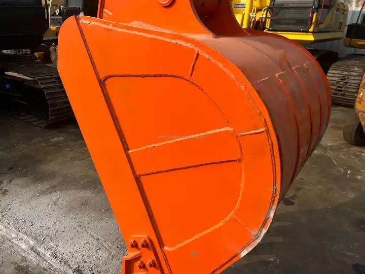 Crawler excavator Used Hitachi excavator ZX200-3G ZX200-3 in good condition for sale Used Hitachi excavator ZX200-3G ZX200-3 in good condition for sale- Photo 7