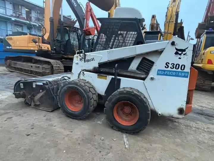 Skid steer loader High Quality Mini Construction Machine Used Bobcat Skid Steer Loader S300 in stock For Sale Bobcat Loader With Low Price High Quality Mini Construction Machine Used Bobcat Skid Steer Loader S300 in stock For Sale Bobcat Loader With Low Price- Photo 3